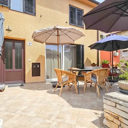 Margarita 2 Novigrad Istria